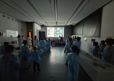 Equipo del IACS en la Noche de la investigación en Caixaforum 2024